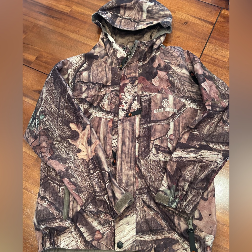 Youth Game Winner waterproof camo jacket.  Youth size medium.